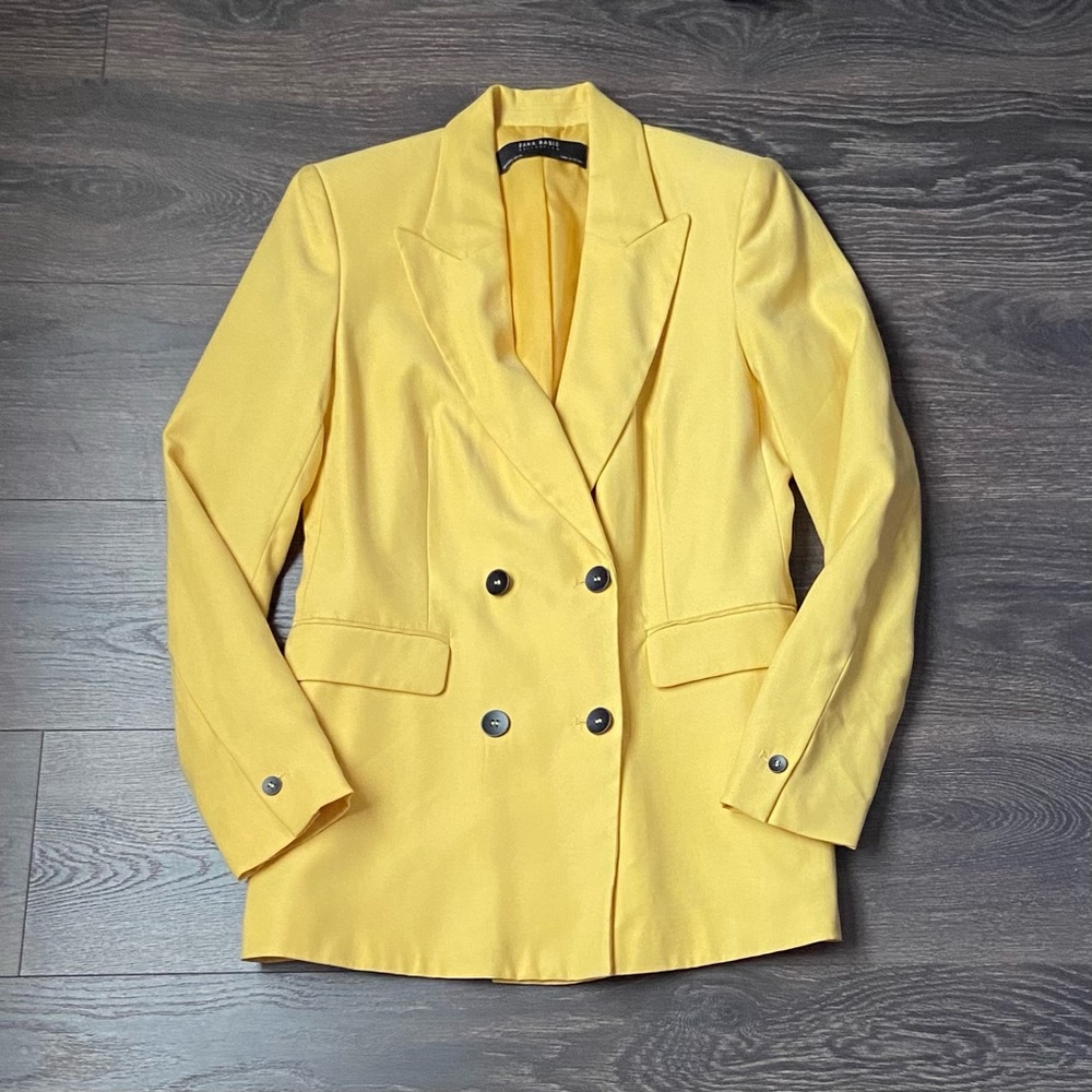 Zara Oversized Yellow Blazer